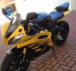 2009 Yamaha R6 (yellow) photo